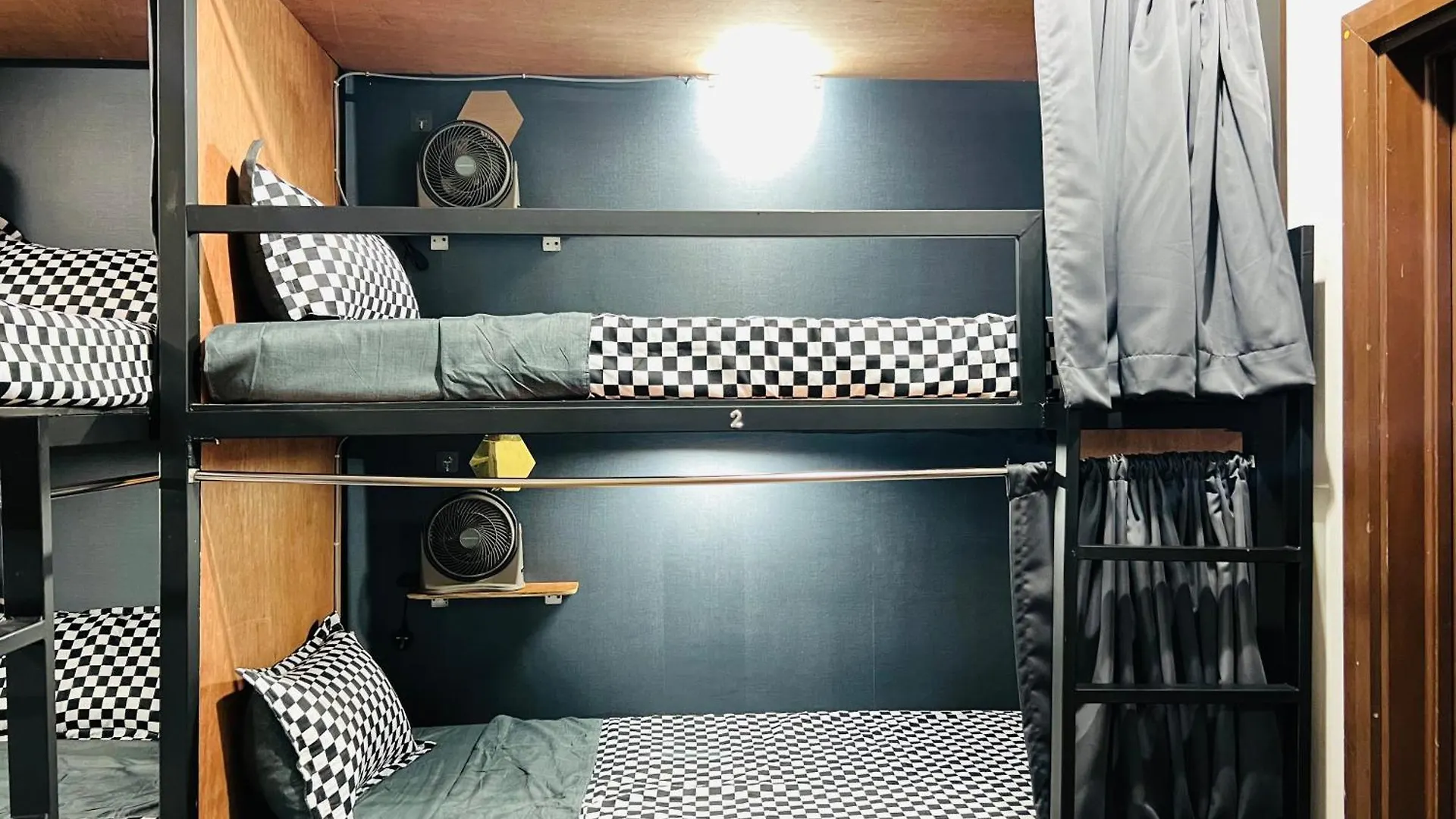 Empire Hostel Regalia Kuala Lumpur
